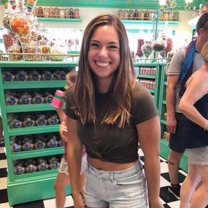 Meet your Posher, Kallie